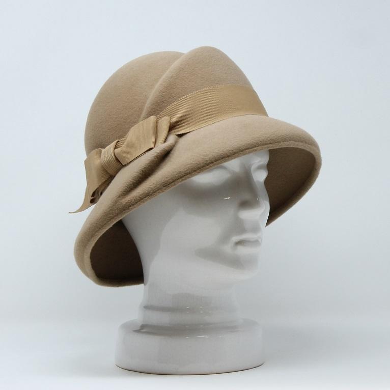 Wiener Modellhut, Hut aus Velourfilz